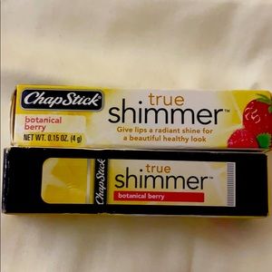 Chapstick True shimmer lip balm botanical berry